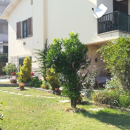 Bed and Breakfast Il Giardino Penne Exterior foto